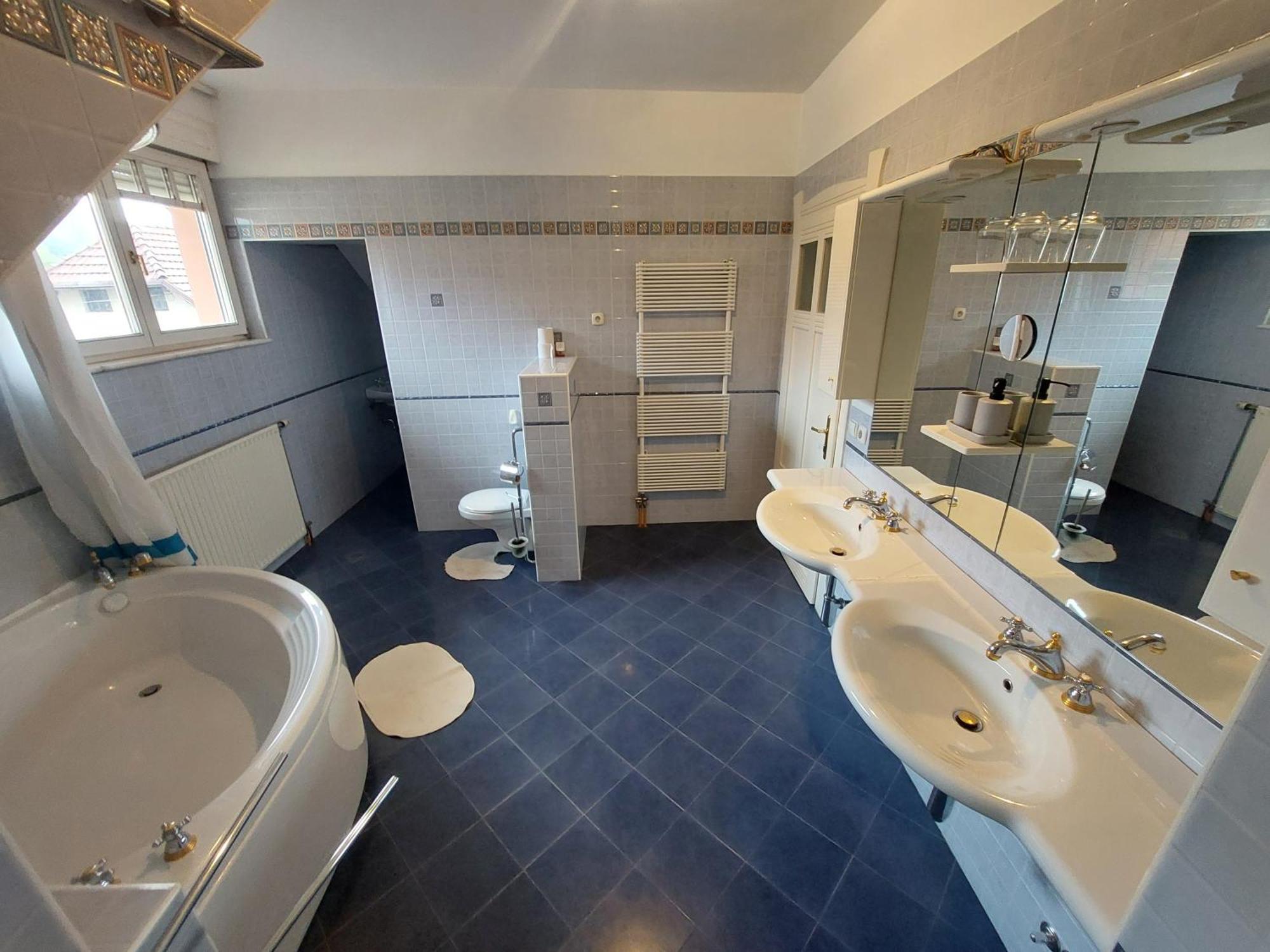 Guest house R24, Rose House